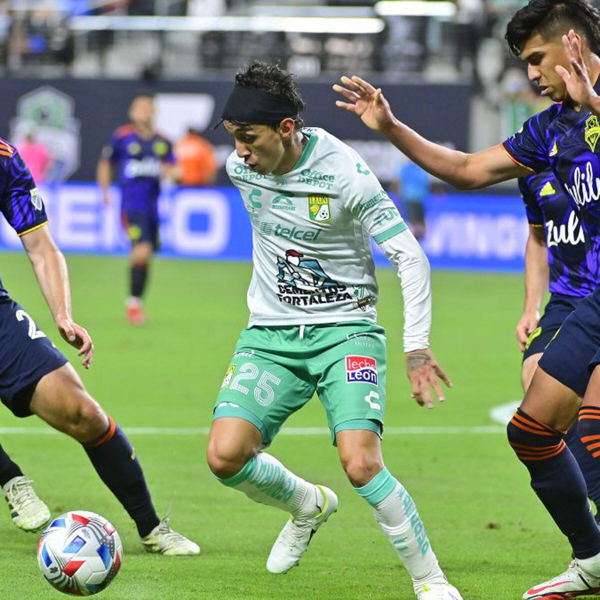 NOW Sports on X: Los tres clasificados de CONCACAF a la Copa Mundial de  Clubes 2025 🏆 🇲🇽 Monterrey 🇺🇸 Seattle Sounders 🇲🇽 León ⬛ 🔹El último  boleto saldrá de Leagues Cup