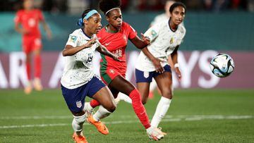 After the USWNT narrowly avoided elimination, Crystal Dunn says they're "being a goldfish" like Ted Lasso says, forgetting that game and moving forward.