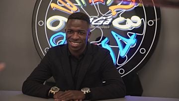 Real Madrid: Vinicius: "In training, Zidane stays behind to help me improve my finishing"
