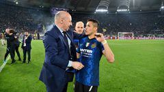 ROME, ITALY - MAY 11: CEO Giuseppe Marotta and Alexis Sanchez of FC Internazionale celebrates after winning the Coppa Italia Final match between Juventus and FC Internazionale at Stadio Olimpico on May 11, 2022 in Rome, Italy. (Photo by FC Internazionale/Inter via Getty Images)