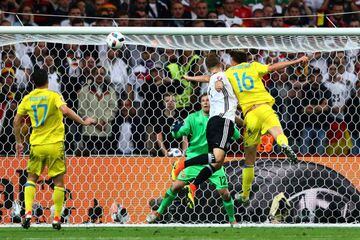Mustafi opens the scoring for Germany