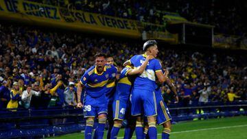 BUENOS AIRES, ARGENTINA - OCTOBER 02: Gonzalo Morales of Boca Juniors celebrates with teammates after scoring the first goal of his team during a match between Boca Juniors and Velez Sarsfield as part of Liga Profesional 2022 at Estadio Alberto J. Armando on October 2, 2022 in Buenos Aires, Argentina. (Photo by Daniel Jayo/Getty Images)