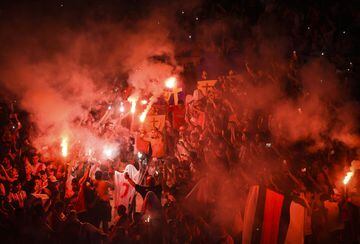  Fans of River Plate cheer for their team during the celebrations at Antonio Vespucio Liberti Stadium after winning the Copa CONMEBOL Libertadores Final against Boca Juniors on December 23, 2018 in Buenos Aires