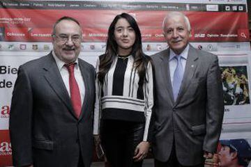 Alfredo Relaño (izq)- Sarah Castro, directora AS Colombia (centro)- Baltazar Medina, presidente Comité Olímpico Colombiano (der)