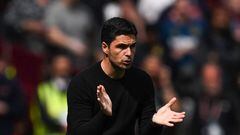 Arsenal's Spanish manager Mikel Arteta reacts during the English Premier League football match between West Ham United and Arsenal at the London Stadium, in London on April 16, 2023. (Photo by Ben Stansall / AFP) / RESTRICTED TO EDITORIAL USE. No use with unauthorized audio, video, data, fixture lists, club/league logos or 'live' services. Online in-match use limited to 120 images. An additional 40 images may be used in extra time. No video emulation. Social media in-match use limited to 120 images. An additional 40 images may be used in extra time. No use in betting publications, games or single club/league/player publications. / 