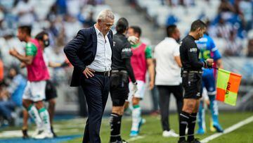 Javier Aguirre despu&eacute;s de ser eliminado con el Monterrey