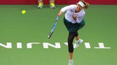 Sharapova reaches first final since doping ban