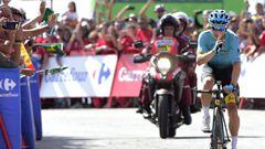 Miguel &Aacute;ngel L&oacute;pez conquist&oacute; en Sierra Nevada su segunda victoria en la Vuelta a Espa&ntilde;a 2017.