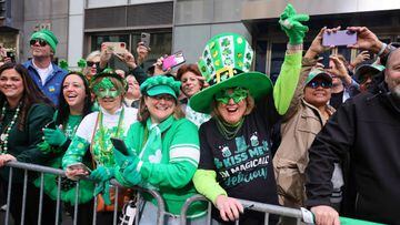 En este Día de San Patricio, muchos acostumbran a vestir de verde; pero, ¿sabes por qué? Aquí el origen de esta peculiar tradición del St. Patrick’s Day.