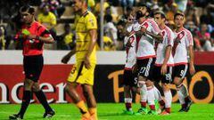 Los jugadores de River Plate celebran un tanto en la goleada ante el Trujillanos de Venezuela por 0-4 en el partido de Copa Libertadores.