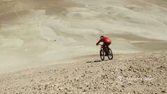 Récord del mundo en mountain bike a 167 km/h: ¡qué brutalidad!