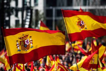 La bandera rojigualda es la denominación de la bandera de España.