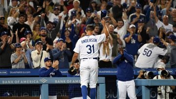 Commentary: Dodgers fans, MLB's best, deserved Game 4 win - Los