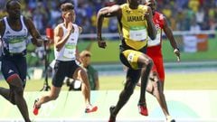 "Sluggish" Bolt blames early start for 100m Olympic stroll