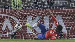 Chile&#039;s Gonzalo Jara fails to stop a goal by Mexico&#039;s Matias Vuoso, not pictured, during a Copa America Group A soccer match at El Nacional stadium in Santiago, Chile, Monday, June 15, 2015. (AP Photo/Natacha Pisarenko)