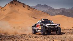 Peterhansel con el Mini en el Dakar 2021.