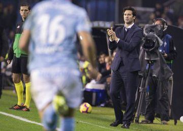 Solari urges his Real Madrid players on during Sunday's 4-2 LaLiga win away to Celta Vigo.