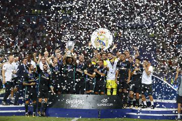 Agosto de 2017. El Real Madrid gana  la Supercopa de Europa al Manchester United de Mourinho tras vencer 2-1 en Skopje, Macedonia. 