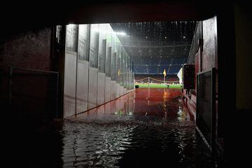 Impresionante tromba de agua antes del Barcelona-Olympiacos