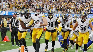 INGLEWOOD, CALIFORNIA - OCTOBER 22: T.J. Watt #90 of the Pittsburgh Steelers celebrates an interception during the third quarter against the Los Angeles Rams at SoFi Stadium on October 22, 2023 in Inglewood, California.   Harry How/Getty Images/AFP (Photo by Harry How / GETTY IMAGES NORTH AMERICA / Getty Images via AFP)