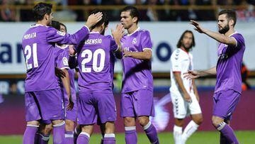 Real Madrid Marco Asensio celebrates with teammates during defeat of Cultural Leonesa EFE/José Luis Cereijido