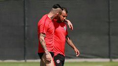 “Decepción”: Pinilla entrega más detalles del quiebre de Vidal y Sampaoli en Flamengo