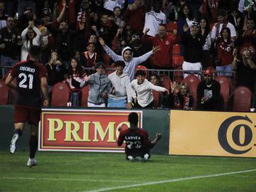 Richie Laryea (22), del Toronto FC, celebra el gol del empate frente al Atlanta United en la octava jornada de la MLS en el BMO Field.