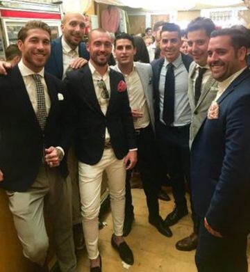 Sergio Ramos con unos amigos