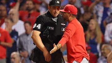 Phillies manager Thomson ejected after pitch clock doesn't reset