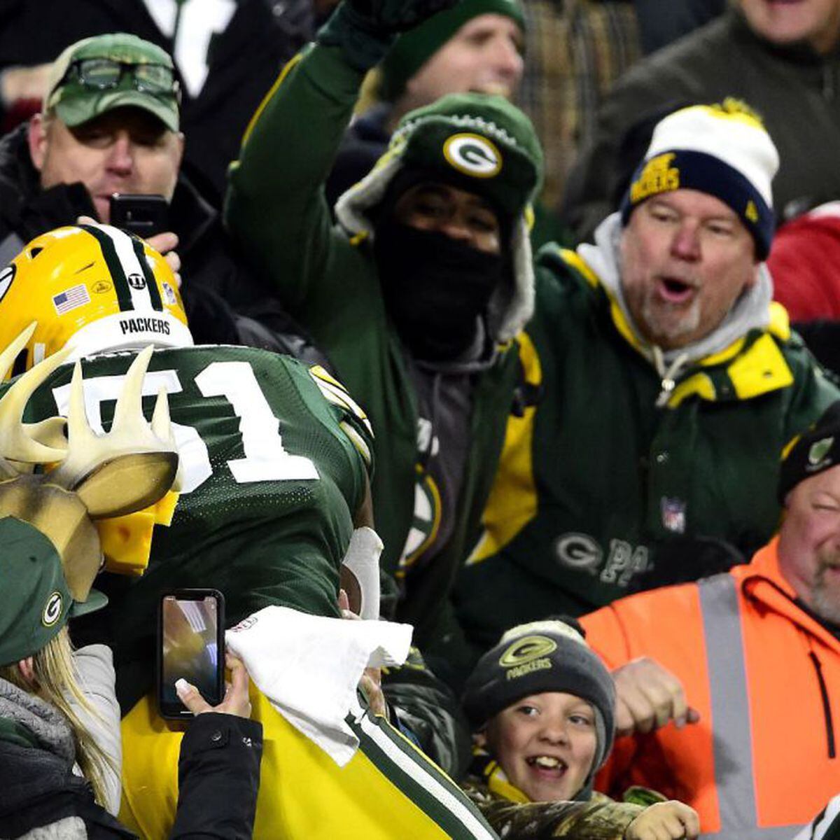 Why the Super Bowl should be played in Green Bay, Wisconsin