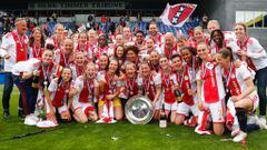 El Ajax rechaza celebrar un homenaje público al equipo femenino por la debacle del masculino