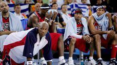 U.S. basketball players (L-R) Carlos Boozer, Lamar Odom, Lebron James, Allen Iverson and Stephon Marbury watch their teammates during action against Puerto Rico in the first half of their men&#039;s basketball game in the Athens 2004 Olympic Games August 