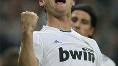 <b>SU PRIMERA VEZ.</b> Cristiano Ronaldo marcó cuatro goles por primera vez en un partido.