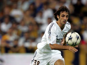 El español llegó muy joven a las categorías inferiores del Real Madrid. Subió al primer equipo, pero terminó siendo cedido al Espanyol. Antes de triunfar en el Atlético de Madrid, pasó por el Osasuna, donde fue crucial para la permanencia del club navarro en Primera División.