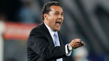 Vanderlei Luxemburgo de 63 años, es el técnico más grande la liga brasileña y estará al frente del Cruzeiro.