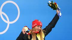 2022 Beijing Olympics - Victory Ceremony - Skeleton - Women - National Sliding Centre, Beijing, China - February 12, 2022. Hannah&Acirc;&nbsp;Neise of Germany celebrates on the podium with her gold medal. REUTERS/Thomas Peter