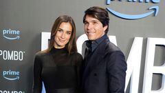 María Pombo y Pablo Castellano posan en el photocall durante la premiere de la docuserie 'Pombo'.