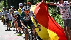 El ciclista alemán Lennard Kämna rueda en solitario durante la séptima etapa del Tour de Francia entre Tomblaine y La Super Planche des Belles Filles.