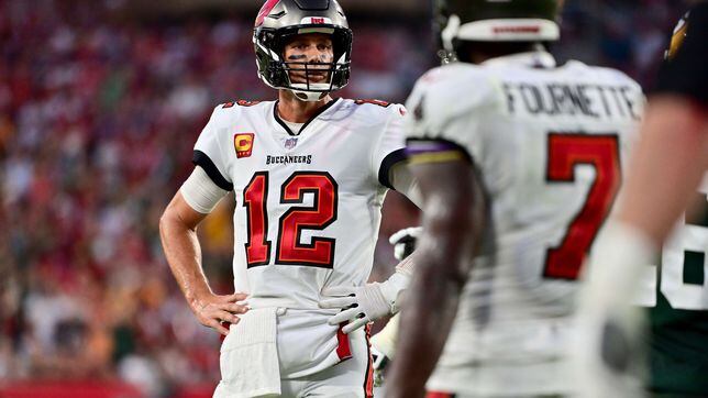 Tom Brady, Tampa Bay Buccaneers Agree To Four-year