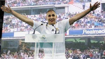 Benzema, during his presentation in 2009.