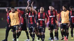 Melgar's players react after loosing against Independiente del Valle during the Copa Sudamericana football tournament semifinal second leg match between Melgar and Independiente del Valle, at the UNSA Monumental stadium in Arequipa, Peru, on September 7, 2022. (Photo by ERNESTO BENAVIDES / AFP)