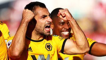 Jonny celebra su primer gol con el Wolverhampton. 