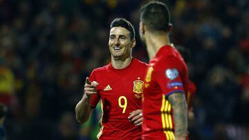 Aritz Aduriz becomes the oldest ever goalscorer for Spain
