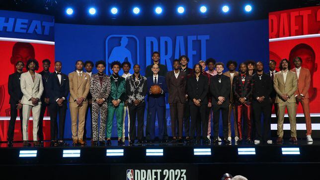 NBA: Despite reports, league will allow players to dress freely in