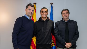 The 18-year-old striker, who was without a team after leaving Cruzeiro, has joined Barça’s youth set-up.