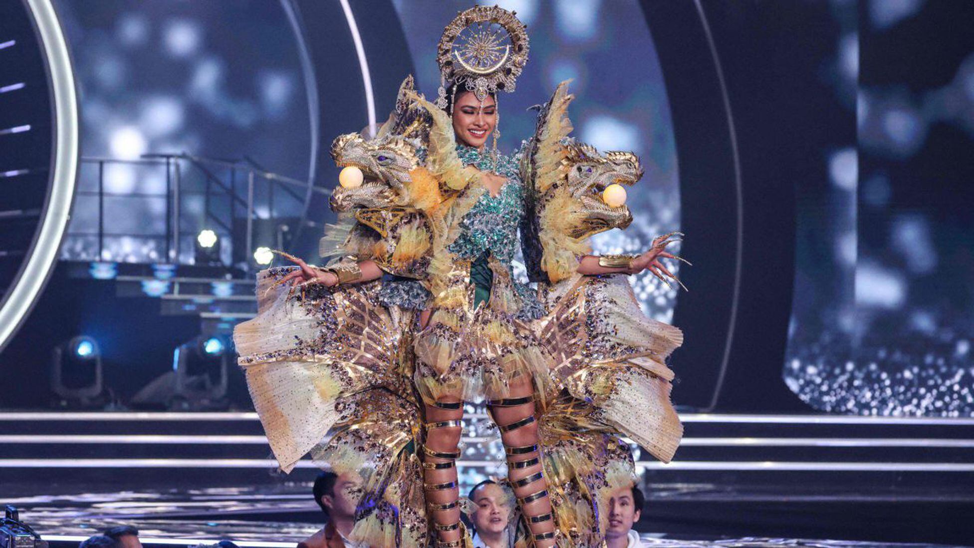 Reanimar télex Escuela de posgrado Los 10 mejores trajes del festival Miss Universo de la historia - Tikitakas