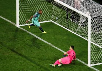 The moment Portugal's Ricardo Quaresma broke Croatian hearts.