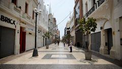 A general view shows an empty street after new lockdown measure that include instructions to work from home, the closure of all non-essential shops by the government, due to the coronavirus disease (COVID-19) outbreak in Lima, Peru February 1, 2021. REUTERS/Sebastian Castaneda