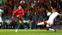 PORTO, PORTUGAL - JUNE 05:   Cristiano Ronaldo of Portugal (7) scores his team&#039;s third goal and completes his hat trick during the UEFA Nations League Semi-Final match between Portugal and Switzerland at Estadio do Dragao on June 05, 2019 in Porto, P