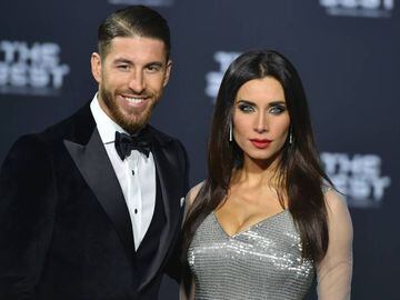 Real Madrid and Spain&#039;s defender Sergio Ramos and his wife, Spanish TV presenter Pilar Rubio pose as they arrive for The Best FIFA Football Awards 2016 ceremony, on January 9, 2017 in Zurich. / AFP PHOTO / MICHAEL BUHOLZER